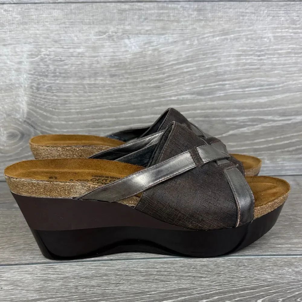 Naot Eve Brown Leather Women's Sz 9/EU 40 Slip On Open Toe Platform Wedge Sandal
